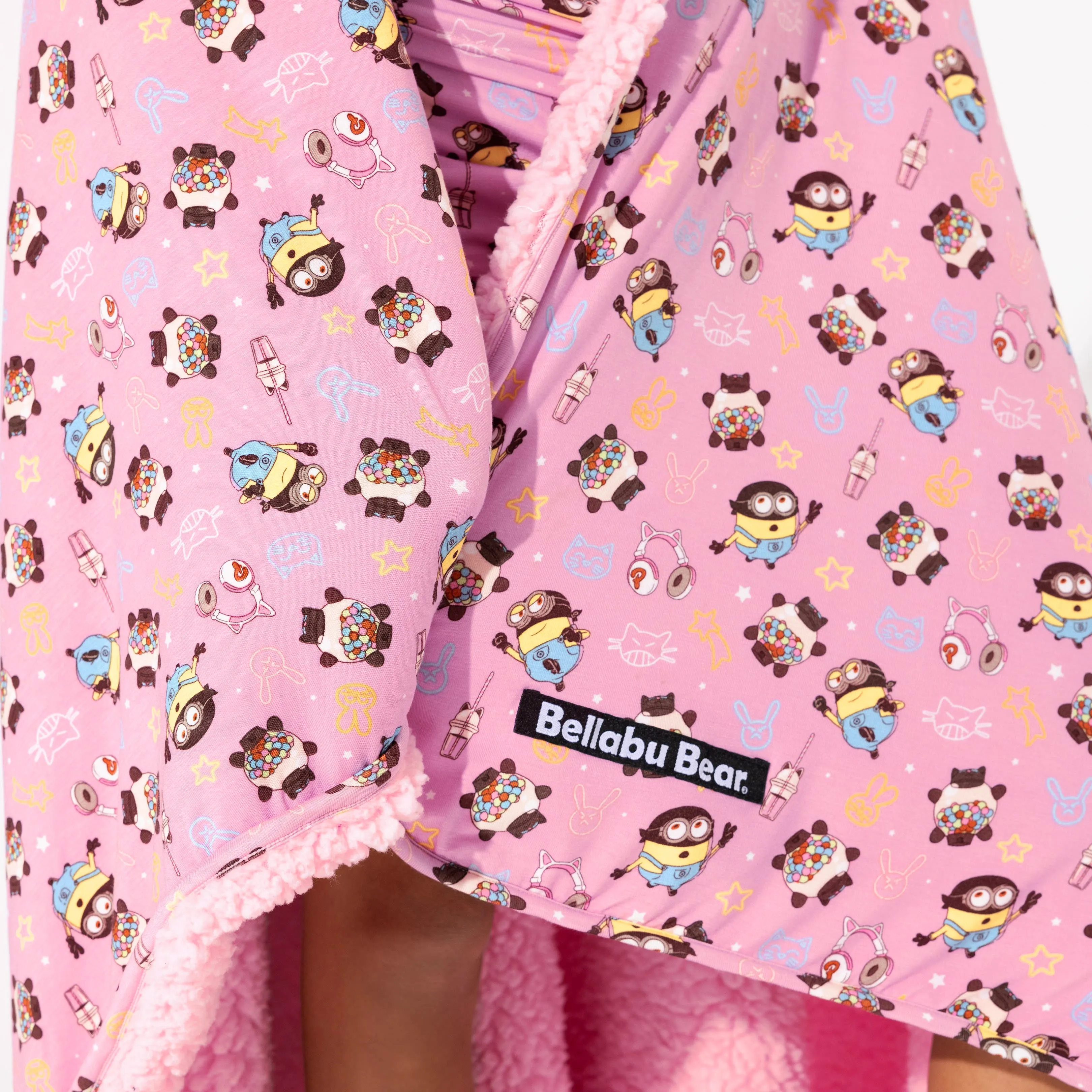Despicable Me 4: Minions Always Popping Bamboo Sherpa Blanket